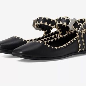Elegant Black Flats with Contrast Stitching